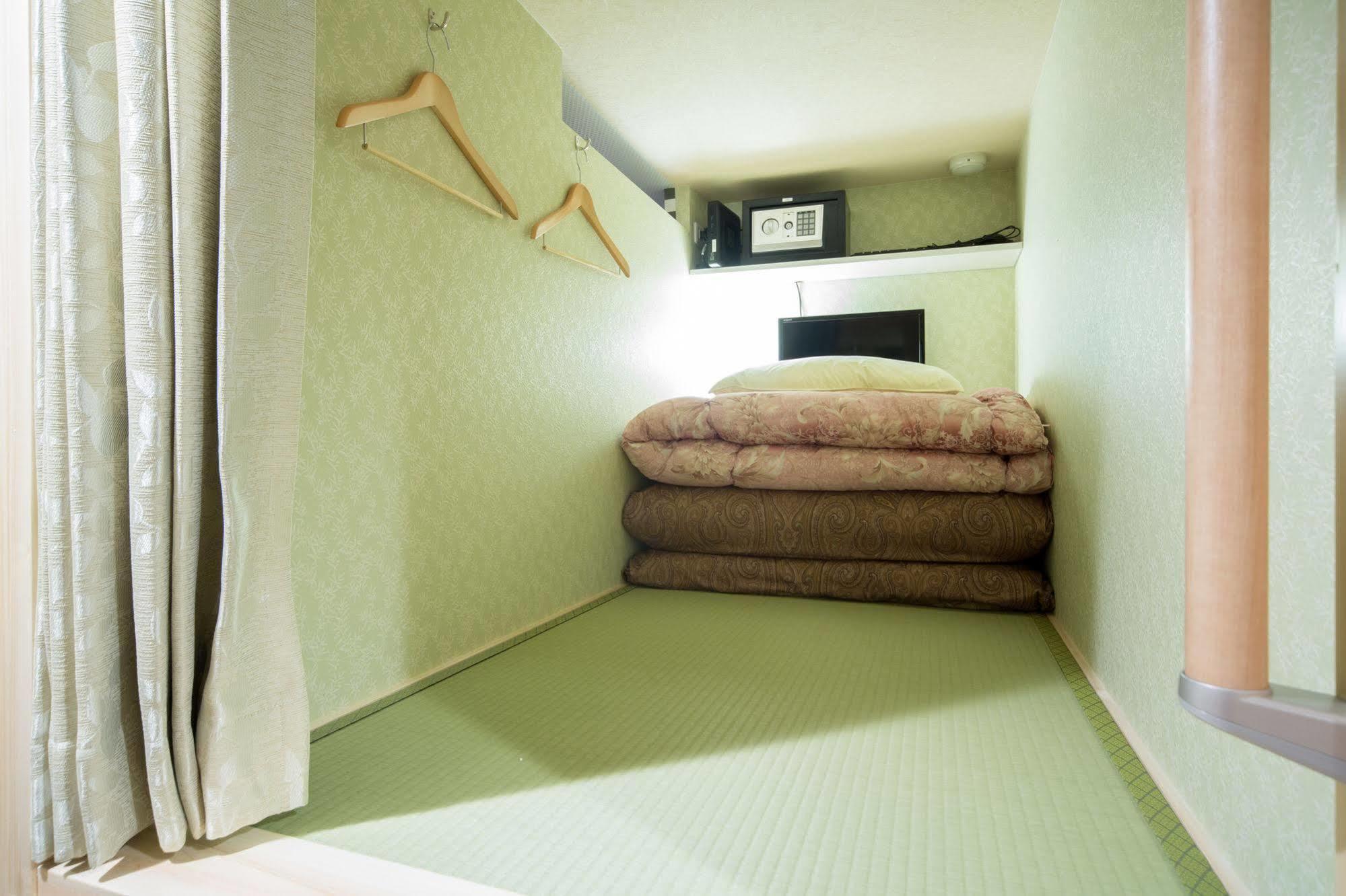 Hostel Wasabi Nagoya Ekimae Экстерьер фото